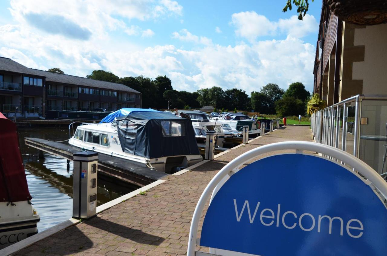 Apartamento Tewitfield Marina Carnforth Exterior foto